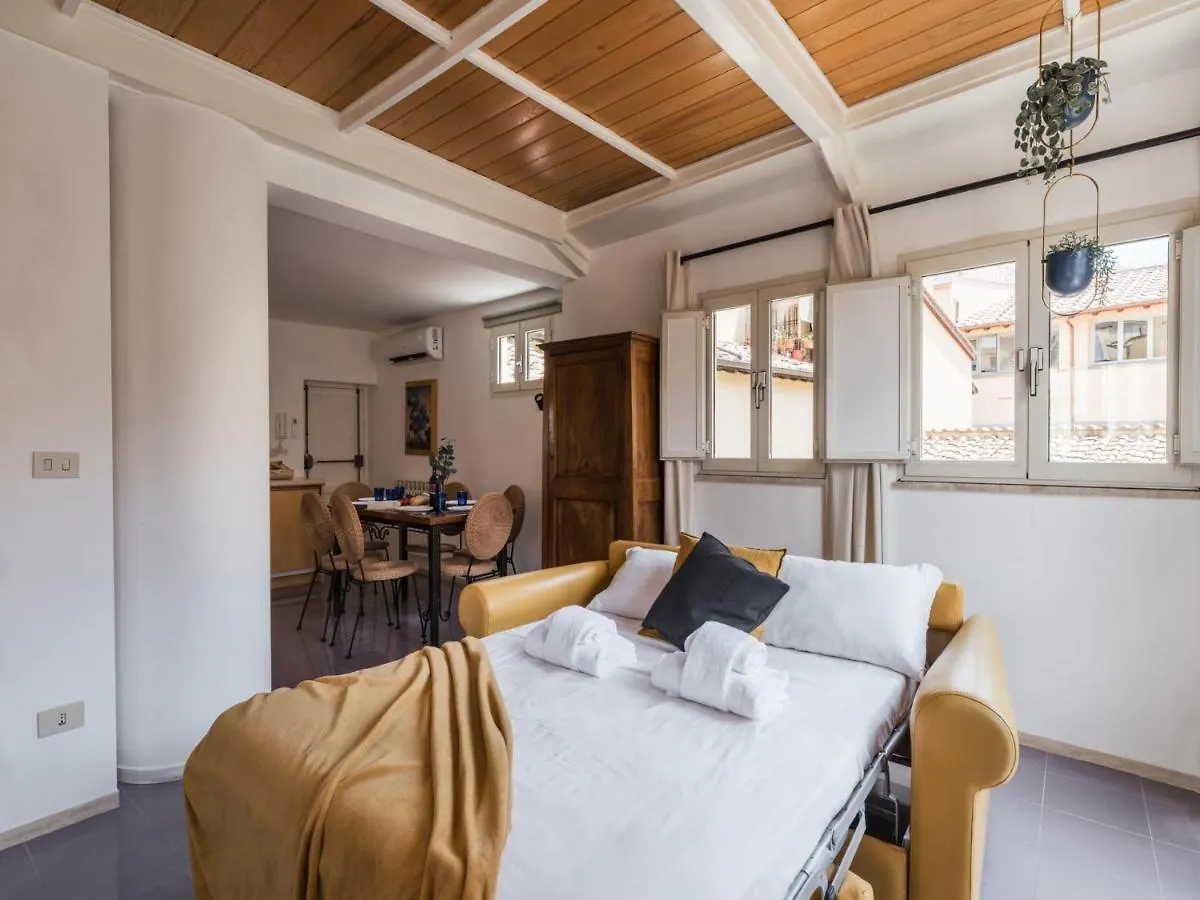 The Best Rent - Two-Bedroom Apartment With Terrace Near Trevi Fountain Rzym 0*,