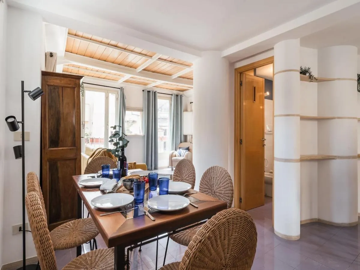 The Best Rent - Two-Bedroom Apartment With Terrace Near Trevi Fountain Rzym