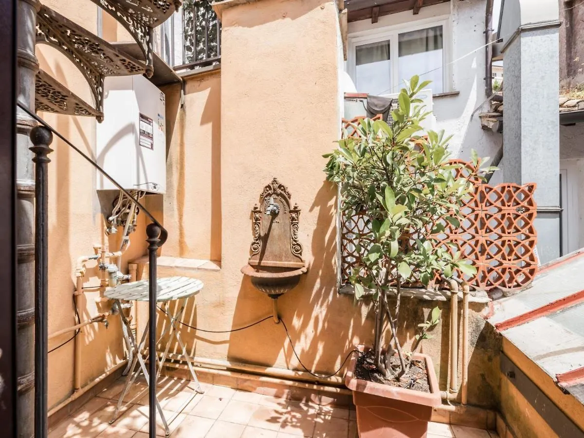 The Best Rent - Two-Bedroom Apartment With Terrace Near Trevi Fountain Rzym