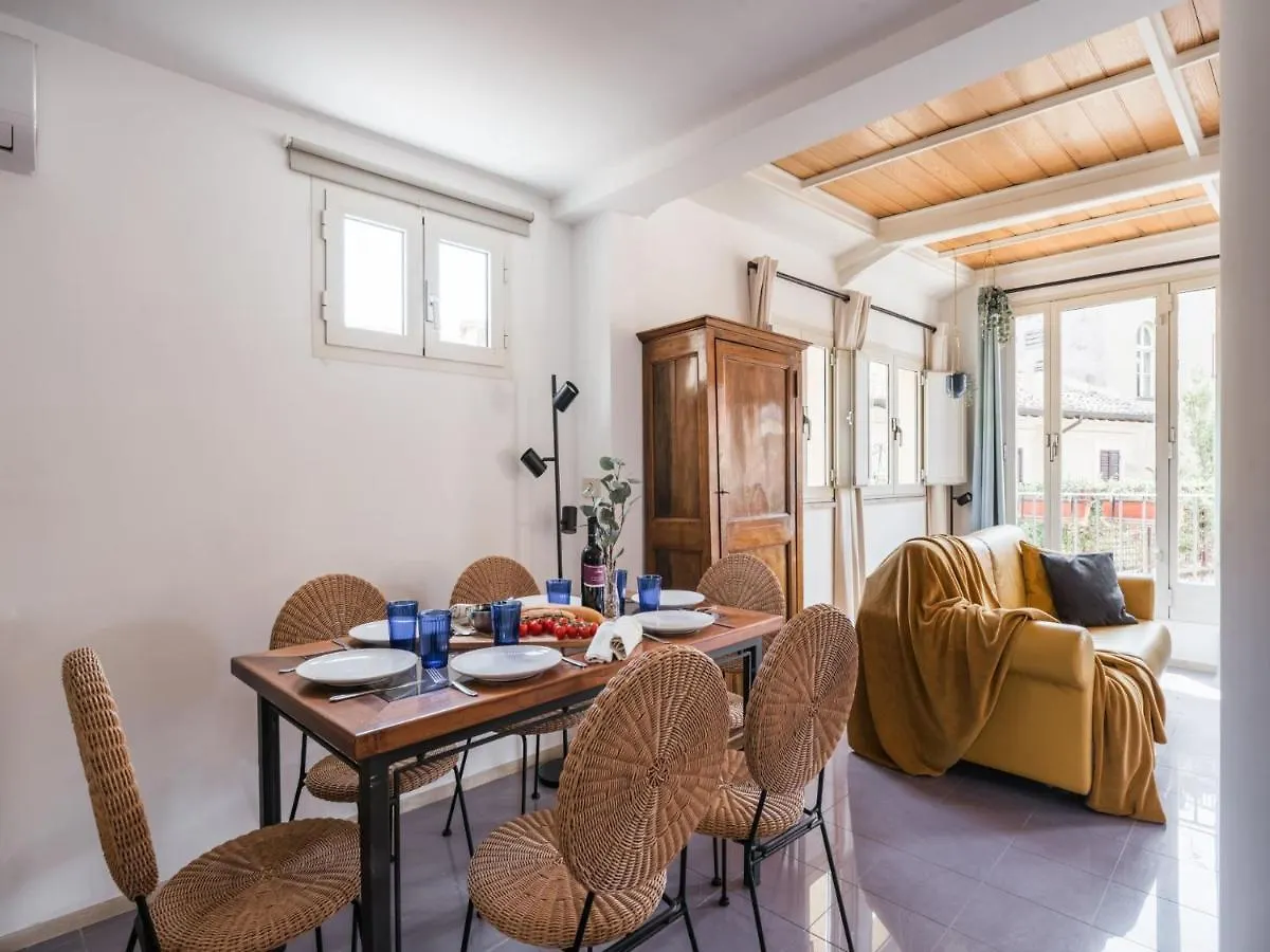 The Best Rent - Two-Bedroom Apartment With Terrace Near Trevi Fountain Rom Italien