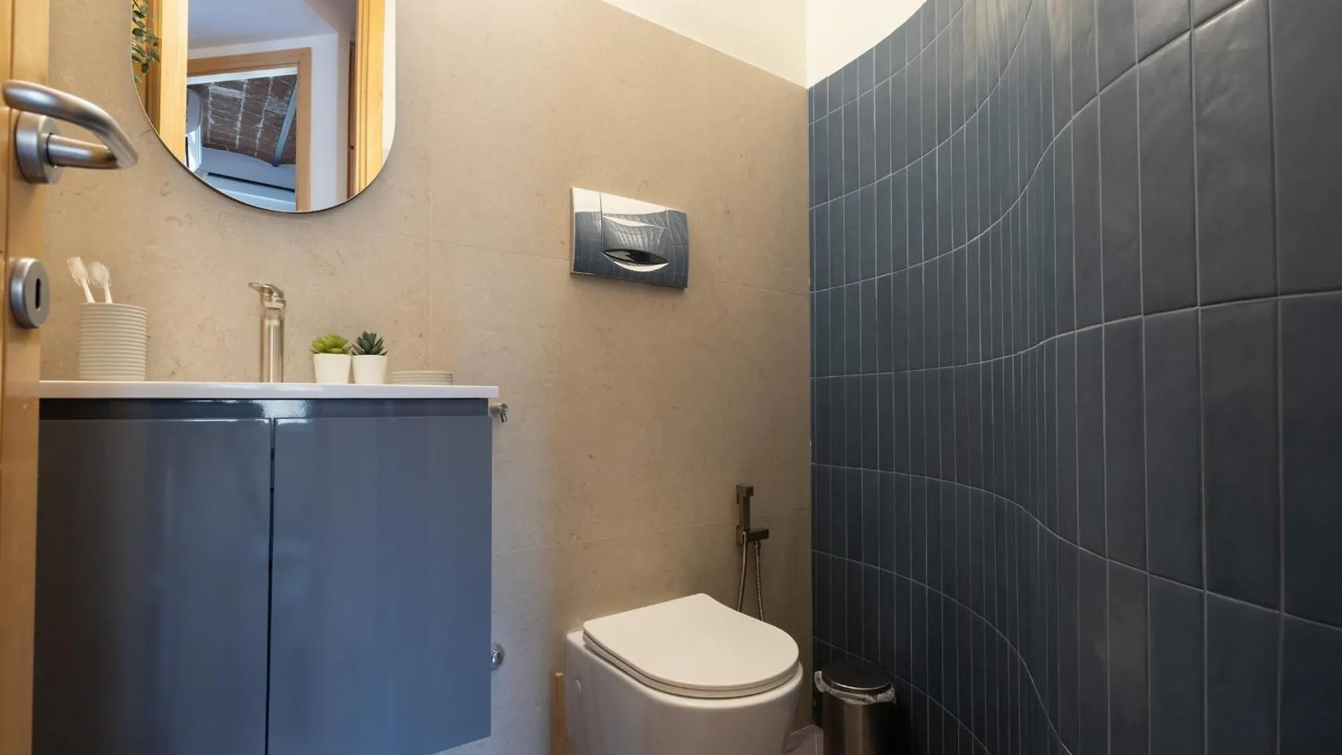 The Best Rent - Two-Bedroom Apartment With Terrace Near Trevi Fountain Rom
